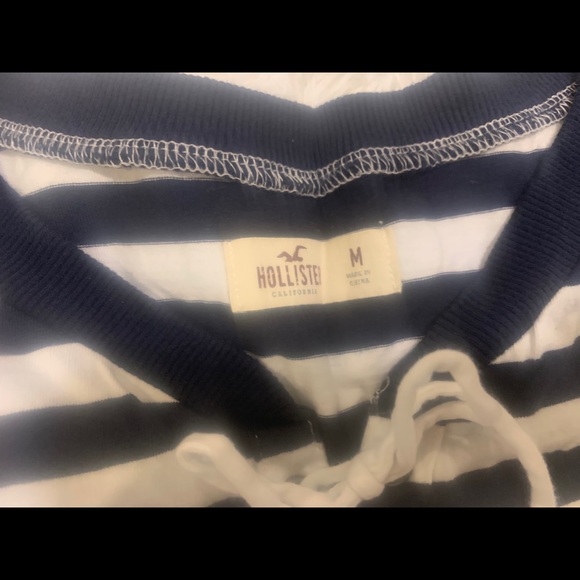 Hollister long sleeve - Picture 2 of 2